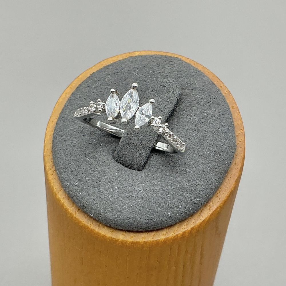 Ring Size 9 Silver Tone Triple Marquise Stone Band Cocktail Statement Womens